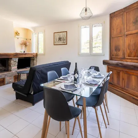 Сasa de vacaciones Cosy In With Garden Minerve