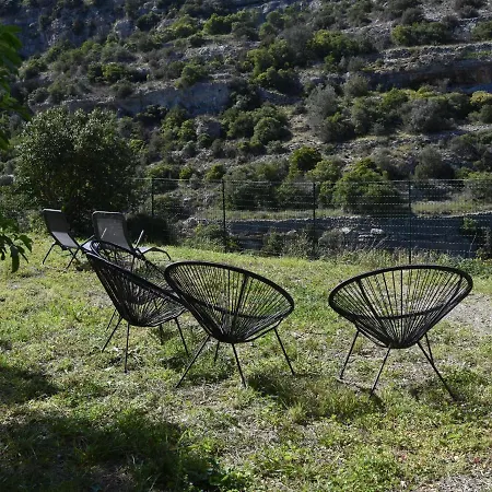 Cosy In With Garden Сasa de vacaciones *