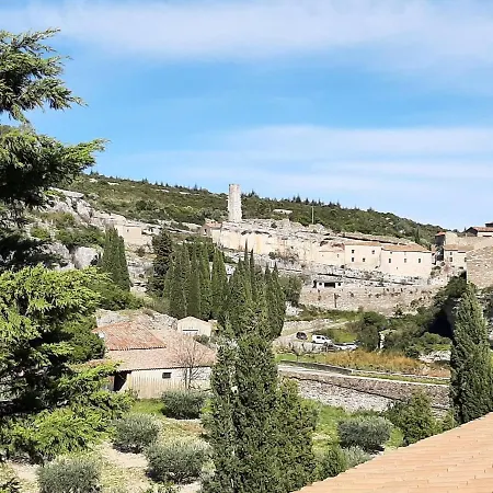 Сasa de vacaciones Cosy In With Garden Minerve